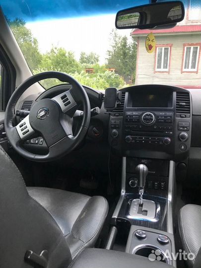 Nissan Pathfinder 2.5 AT, 2011, 250 000 км