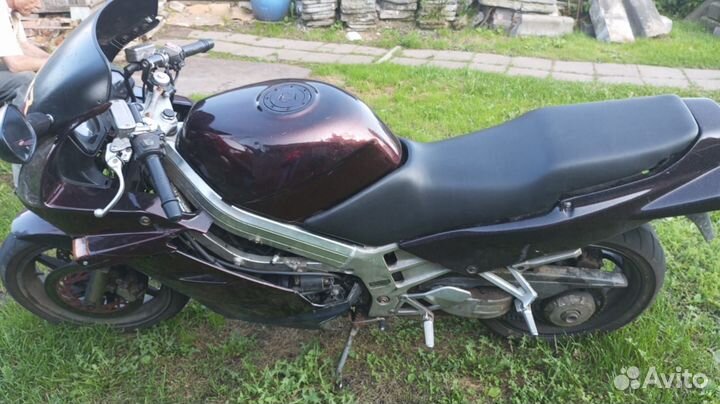 Honda vfr750