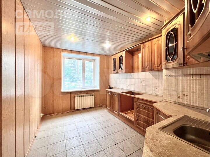 3-к. квартира, 65,8 м², 1/10 эт.