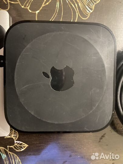 Apple TV 3 с пультом