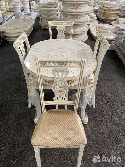 Стол и Стулья