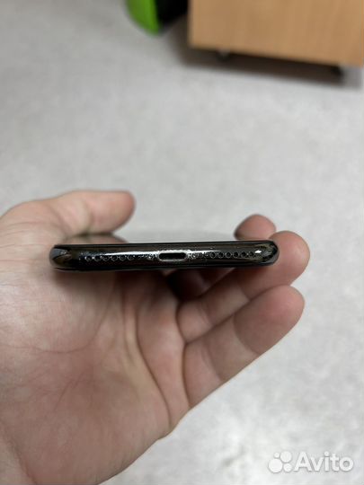iPhone X, 64 ГБ