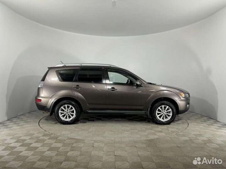 Mitsubishi Outlander 2.0 CVT, 2010, 166 116 км