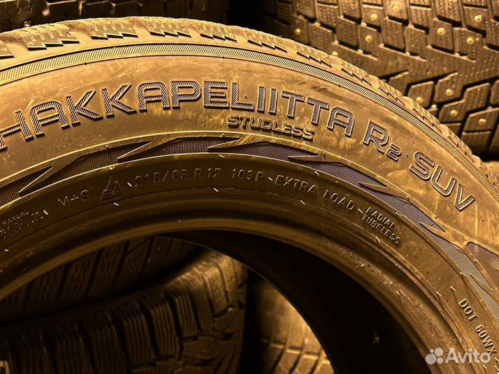 Nokian Tyres Hakkapeliitta R2 SUV 215/65 R17 103R