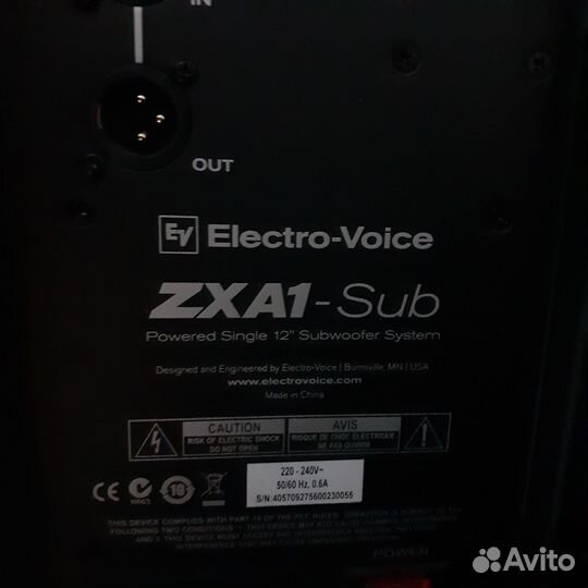 Сабвуфер Electro-Voice ZXA1-Sub черный