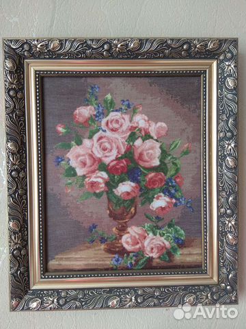 Картина вышитая