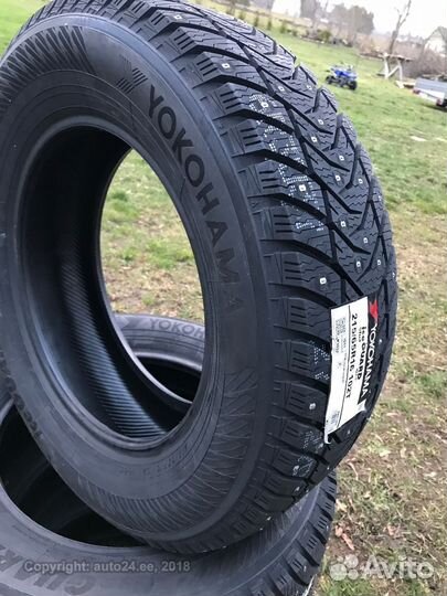 Yokohama IceGuard Stud IG65 215/50 R17