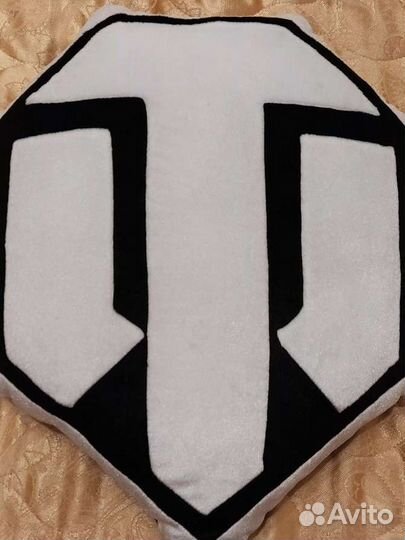 Подушка декоративная Щит World of tanks