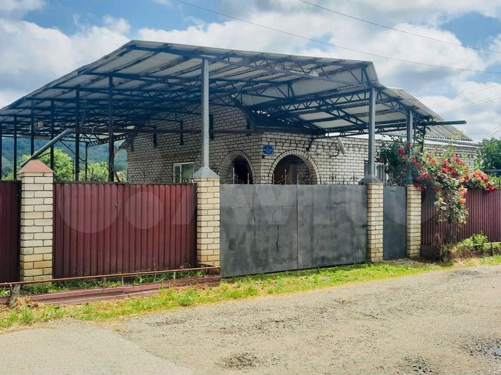 Дом 79,8 м² на участке 6 сот.