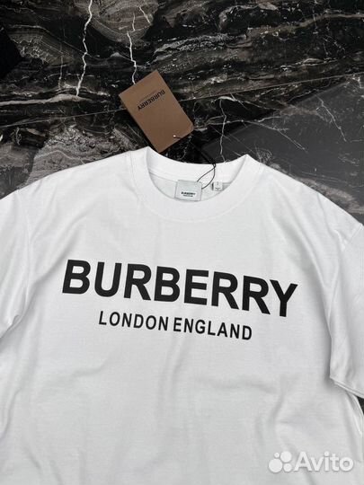 Футболка Burberry