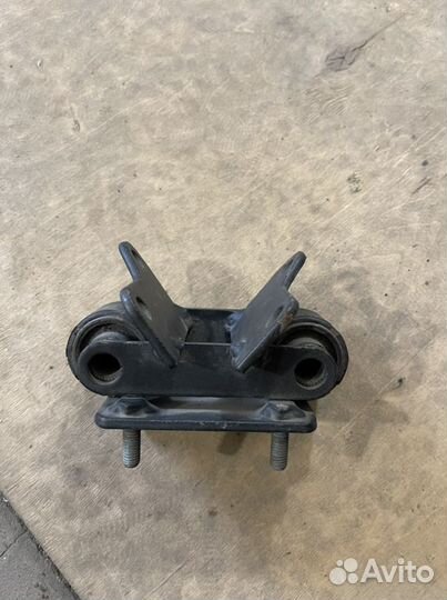 Подушка кпп r154