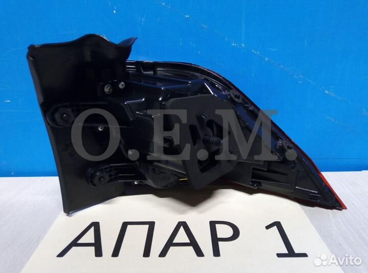 Фонарь левый задний в крыло Volkswagen Tiguan