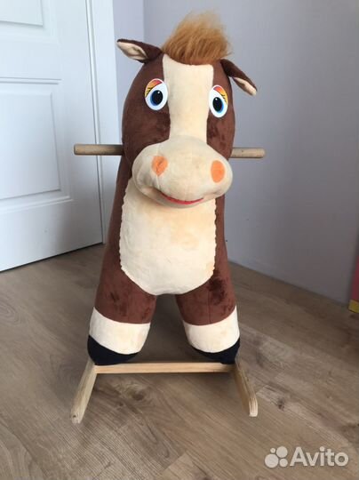 Качалка лошадь