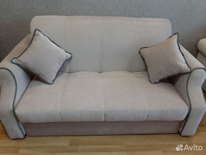 Диван прямой раскладной аккордеон