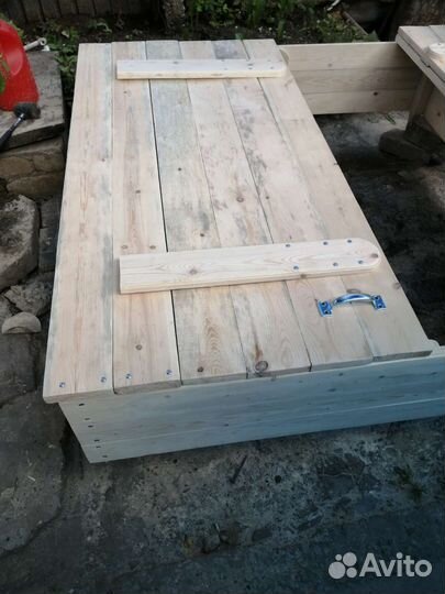 Детская песочница с крышкой