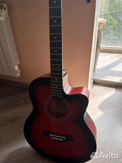 Акустическая гитара