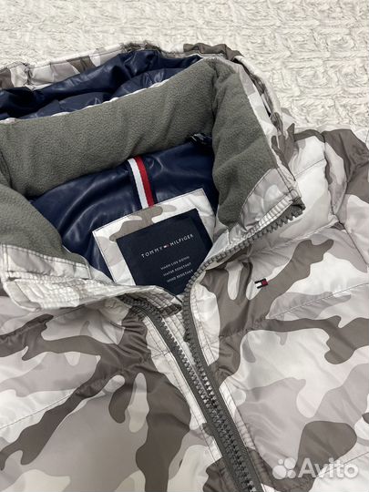 Tommy Hilfiger пуховик