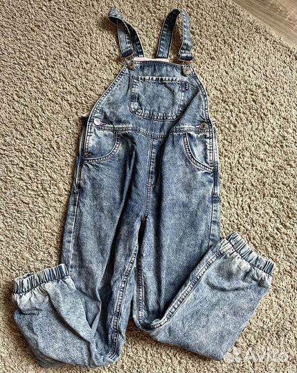 Джинсовый комбинезон для девочки