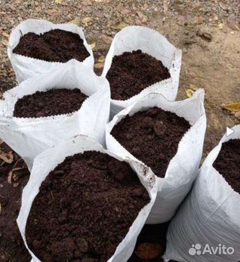 Перегной, навоз в мешках