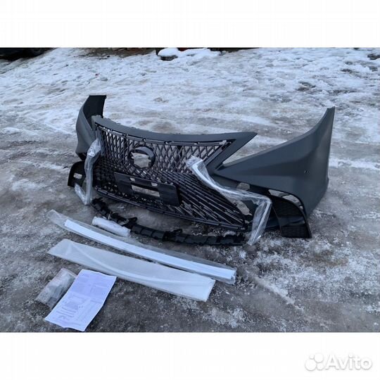 Camry 70 Передний бампер в стиле Lexus D3CX7