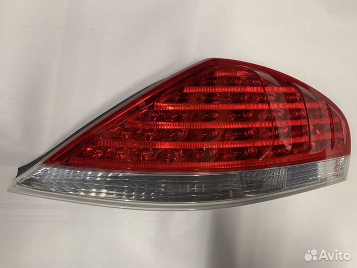 Задняя правая фара BMW 6 E63