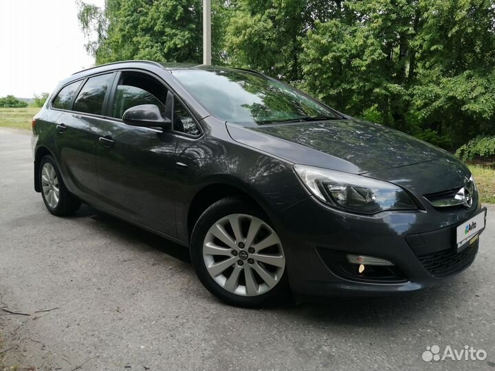 Opel Astra 1.4 МТ, 2014, 129 000 км