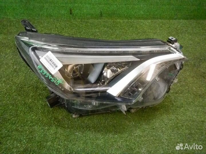 Фара правая Toyota RAV4 4 CA40 (2015-2019) LED