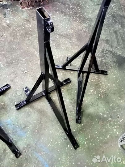 Боковой кронштейн