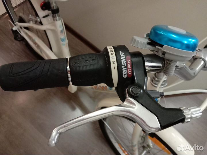 Велосипед женский или подростковый