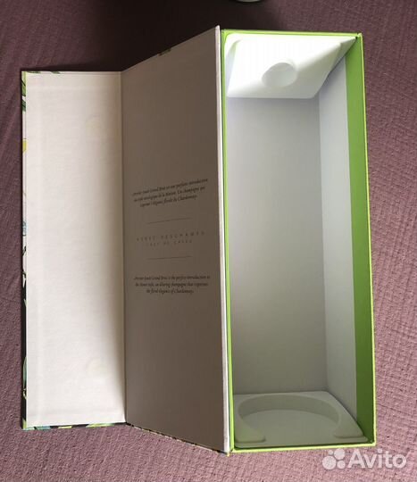 Тубусы и коробки подарочные под вино