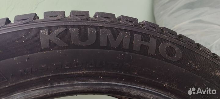 Kumho WinterCraft Ice Wi32 50 R17 95