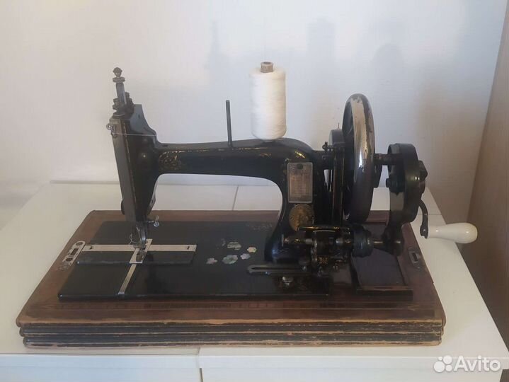 Швейная машинка Fabric marke, антиквариат