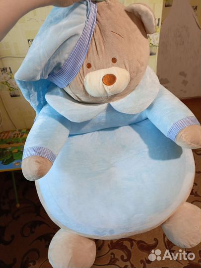 Кресло, пуф, игрушка