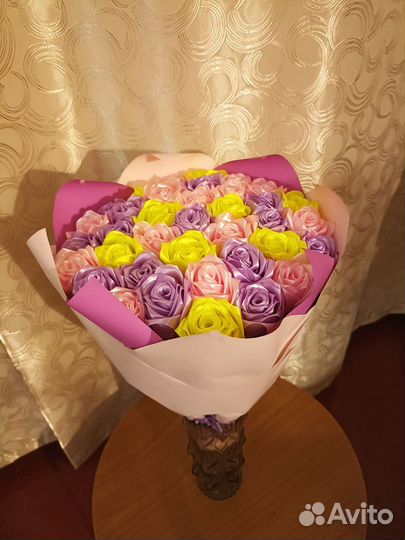 Букет из атласных лент