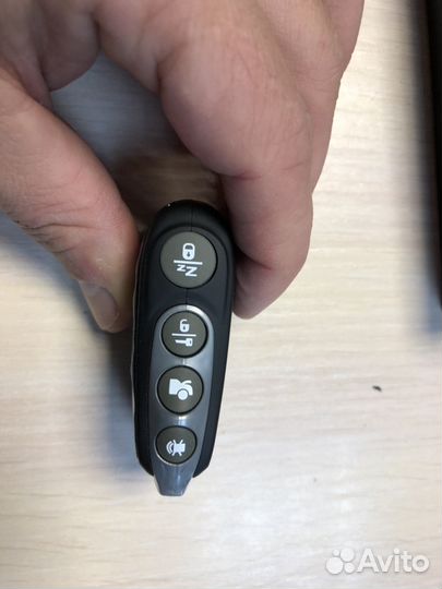 Брелок от автосигнализации Tomahawk 7.1,9.3,9.7