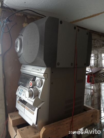 Музыкальный центр