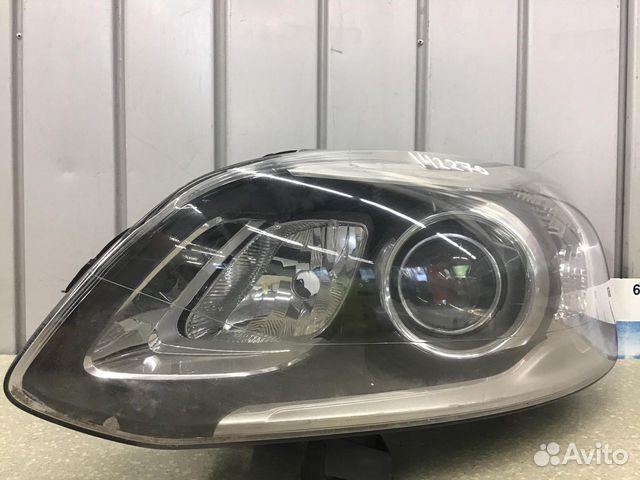 Фара левая Volvo XC60 2008-2017