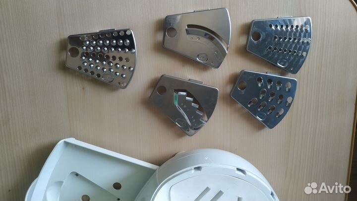 Кухонный комбайн polaris