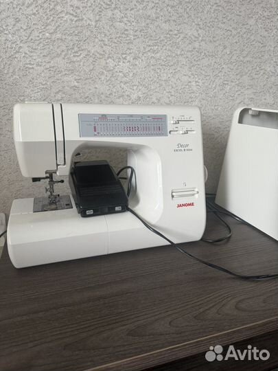 Швейная машина Janome Decor execel ii 5024