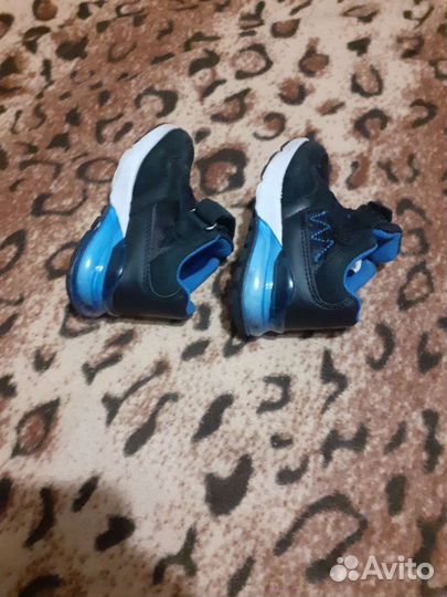 Кросовки детские 22 размер