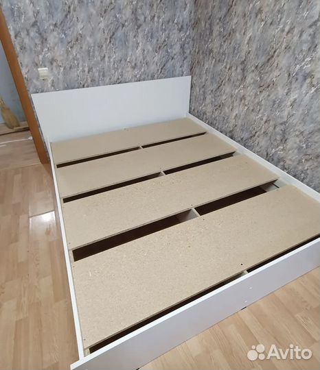 Кровать двуспальная 160х200 в наличии