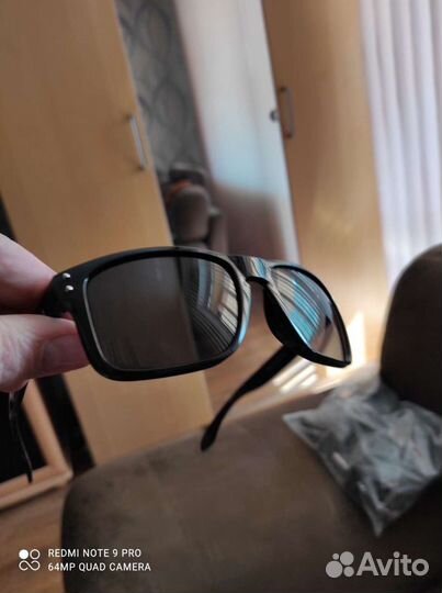 Новые очки Окли Америка