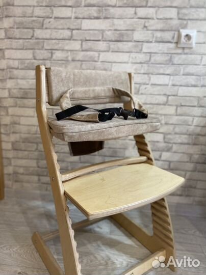 Сидушка для растущего стула с ремнем безопасности
