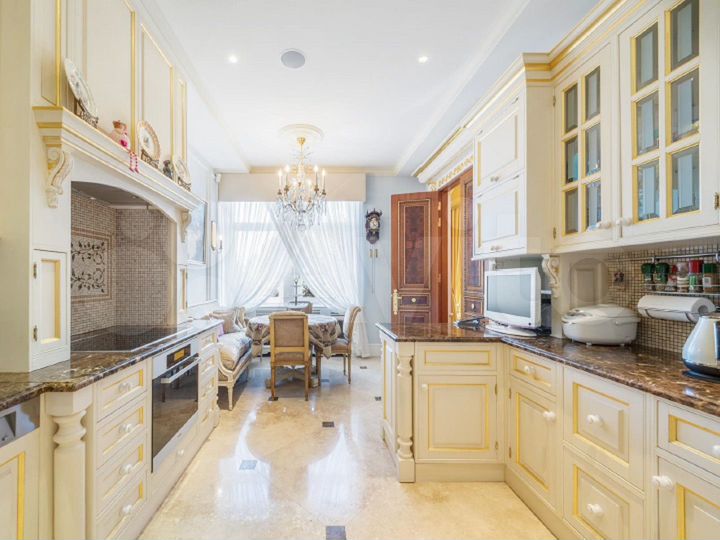 8-к. квартира, 357,3 м², 5/8 эт.