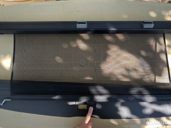 Шторка и сетка разделительная Passat B6