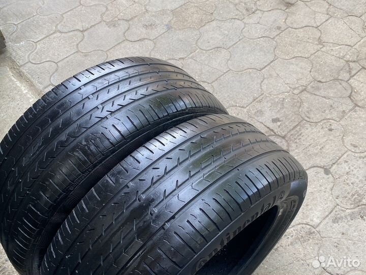 Continental ContiPremiumContact 5 215/55 R17 94W