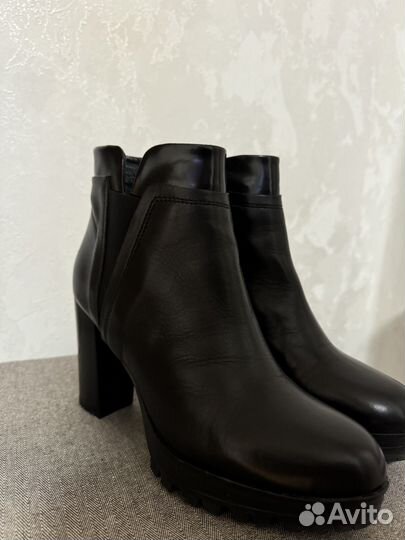Ботильоны натуральная кожа италия 38