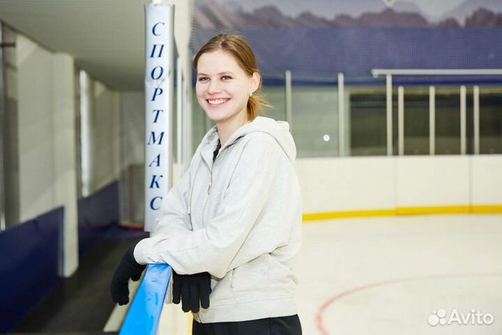 Тренер по фигурному катанию