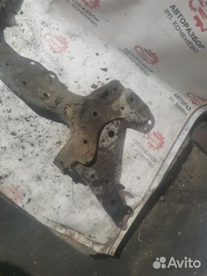 Балка подвески передняя Toyota Corolla AE110 5A-FE