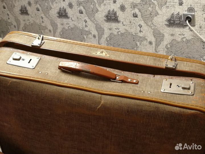 Чемодан дмб-65 винтаж Kofferfabrik Kindelbruck гдр